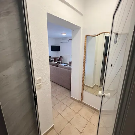 La Family Apartment