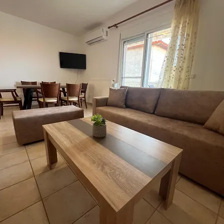 La Family Apartment