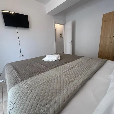 Apartament La Family Flogita