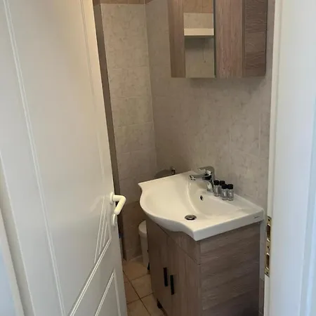 La Family Apartment Flogita